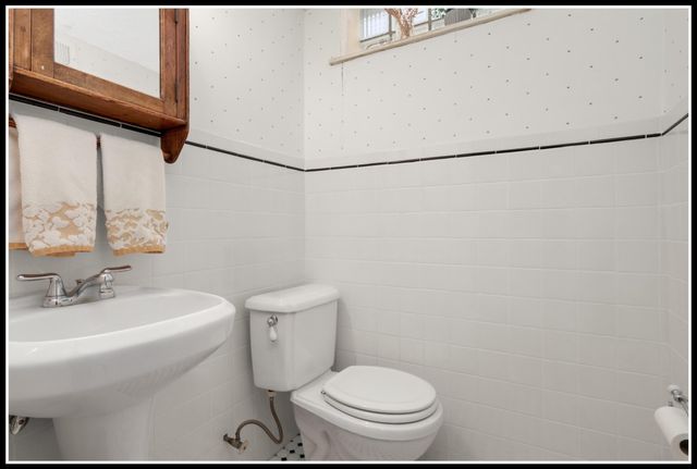 15125 Glen Oak Street, Minnetonka, MN 55345