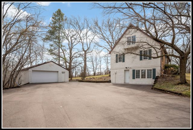 15125 Glen Oak Street, Minnetonka, MN 55345