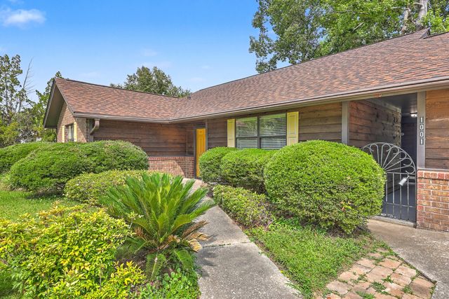 1001 Colonial Pines Drive, Ladson, SC 29456