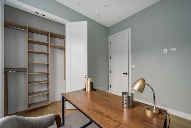 867 N Marshfield Avenue 2, Chicago, IL 60622