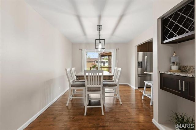 2515 Pioneer Drive, St Louis, MO 63129