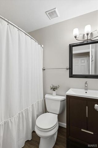 2515 Pioneer Drive, St Louis, MO 63129