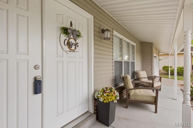 2515 Pioneer Drive, St Louis, MO 63129