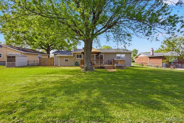 2515 Pioneer Drive, St Louis, MO 63129