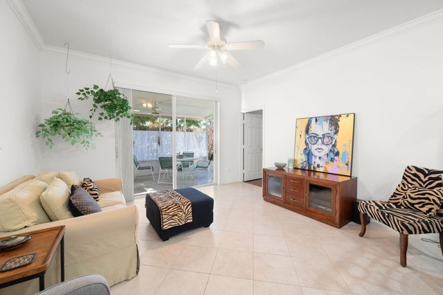 914 NW Sarria Court, Port St. Lucie, Port St Lucie, FL 34986