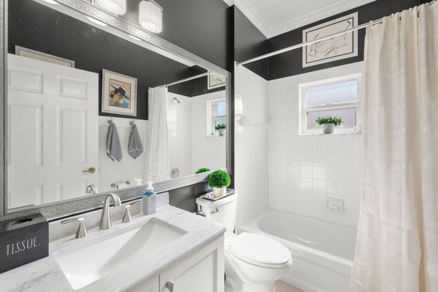 914 NW Sarria Court, Port St. Lucie, Port St Lucie, FL 34986