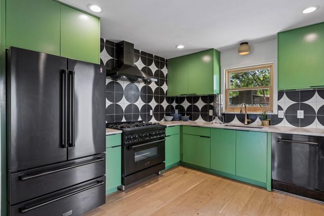 3201 Bengston ST, Austin, TX 78702