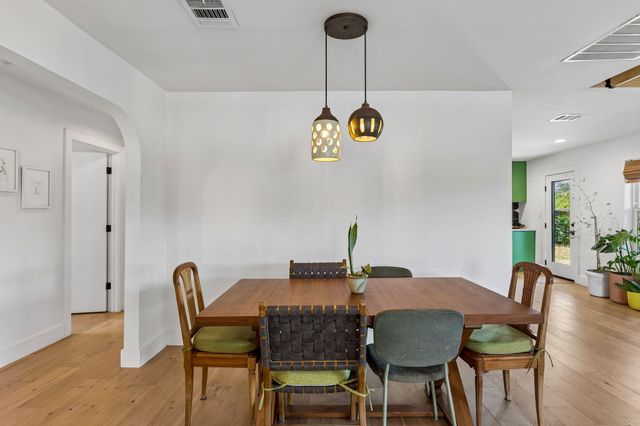 3201 Bengston ST, Austin, TX 78702