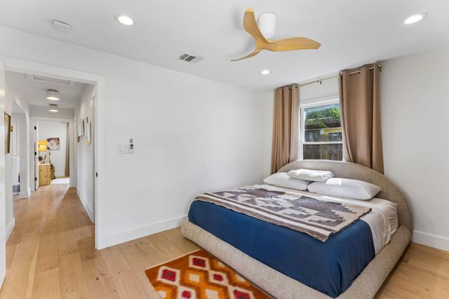 3201 Bengston ST, Austin, TX 78702