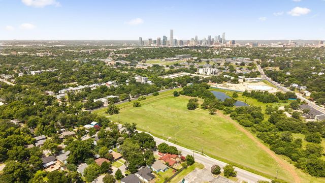 3201 Bengston ST, Austin, TX 78702