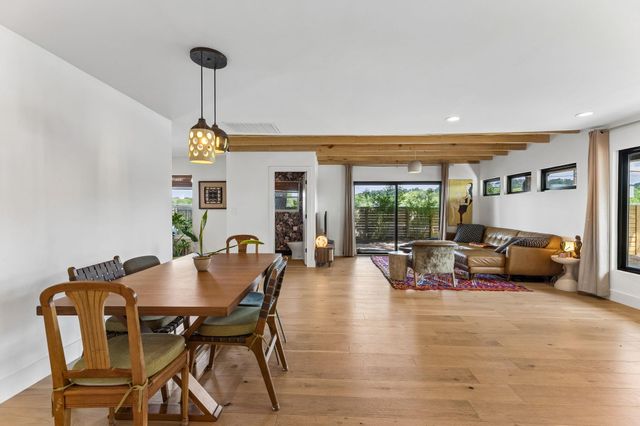 3201 Bengston ST, Austin, TX 78702