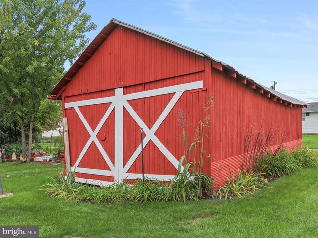 201 SINNESIN DR, Boonsboro, MD 21713