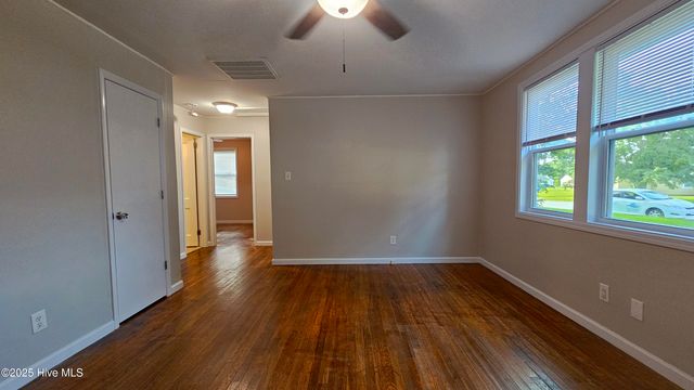 504 Williams Street, Jacksonville, NC 28540