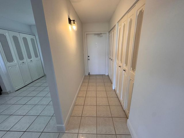 4570 NW 18th Avenue 605, Deerfield Beach, FL 33064