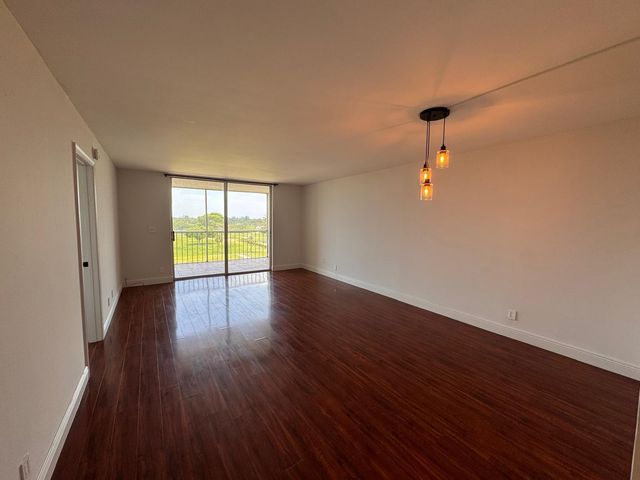4570 NW 18th Avenue 605, Deerfield Beach, FL 33064