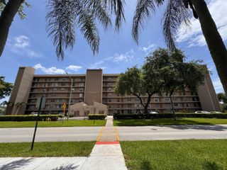 4570 NW 18th Avenue 605, Deerfield Beach, FL 33064