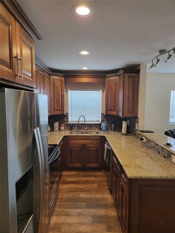 2131 W BAY DRIVE B, Largo, FL 33770
