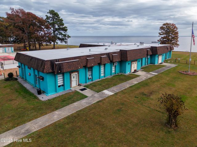 243 Pirate Cove Way, Hertford, NC 27944