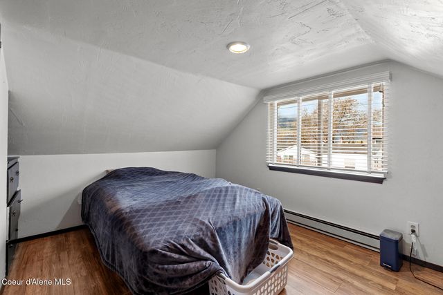 1021 N Florence Ave, Sandpoint, ID 83864