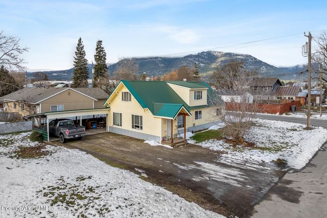1021 N Florence Ave, Sandpoint, ID 83864