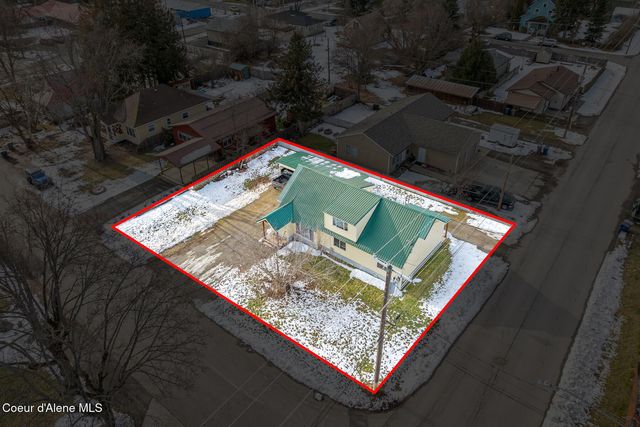 1021 N Florence Ave, Sandpoint, ID 83864