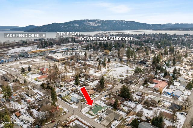 1021 N Florence Ave, Sandpoint, ID 83864