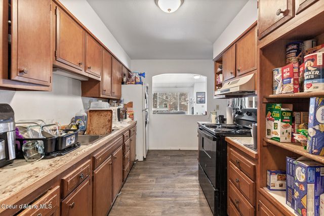 1021 N Florence Ave, Sandpoint, ID 83864