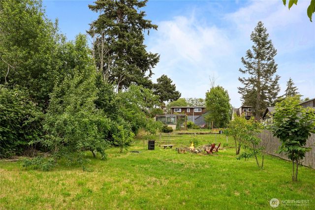 12419 16th Avenue S, Seattle, WA 98168