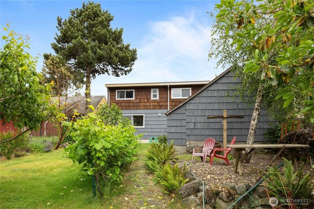 12419 16th Avenue S, Seattle, WA 98168
