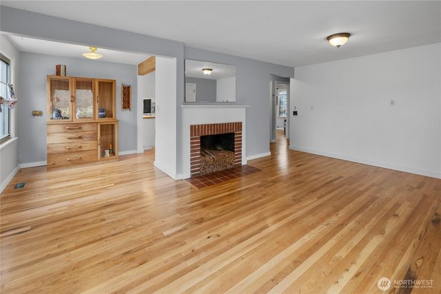 12419 16th Avenue S, Seattle, WA 98168