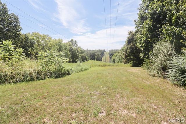 21195 Highway 28, Dixon, MO 65459