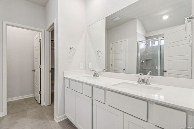1419 Arcas Way, San Antonio, TX 78245