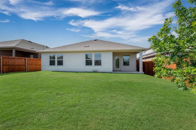 965 Fueller Drive, Aubrey, TX 76227