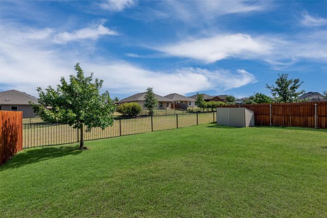 965 Fueller Drive, Aubrey, TX 76227