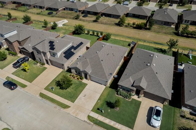 965 Fueller Drive, Aubrey, TX 76227