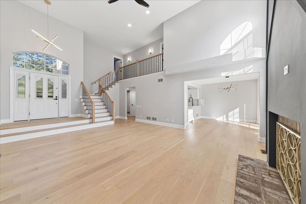 125 Alsace Court, Bloomingdale, IL 60108 — photo 3