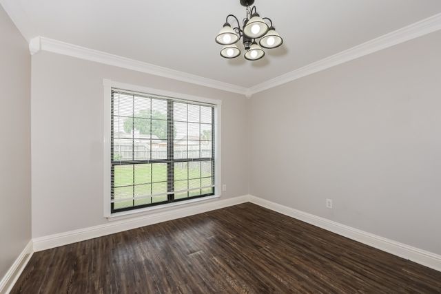 213 Ripplewood Drive, Mesquite, TX 75150