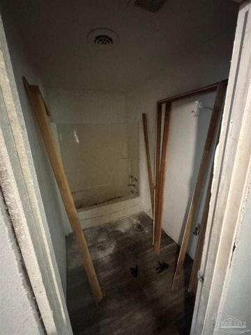 1905 N S St, Pensacola, FL 32505