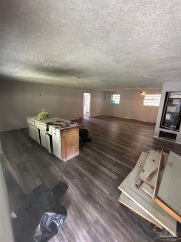 1905 N S St, Pensacola, FL 32505