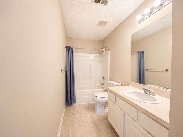 1011 Bradford Park Rd, Mount Juliet, TN 37122
