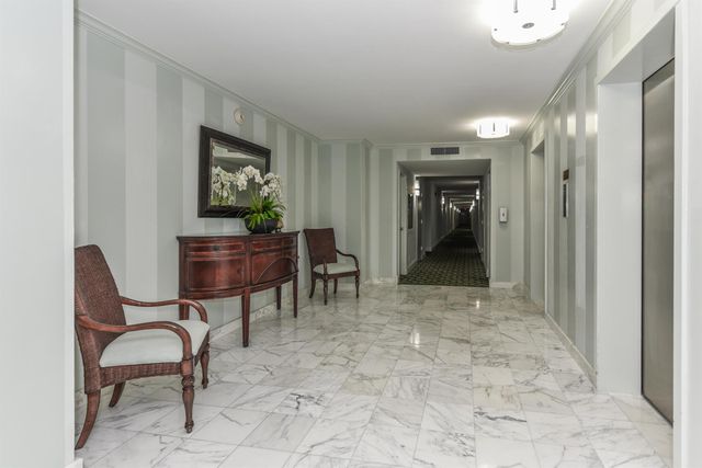 2860 S Ocean Boulevard 311, Palm Beach, FL 33480