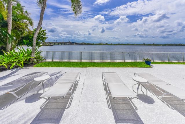 2860 S Ocean Boulevard 311, Palm Beach, FL 33480