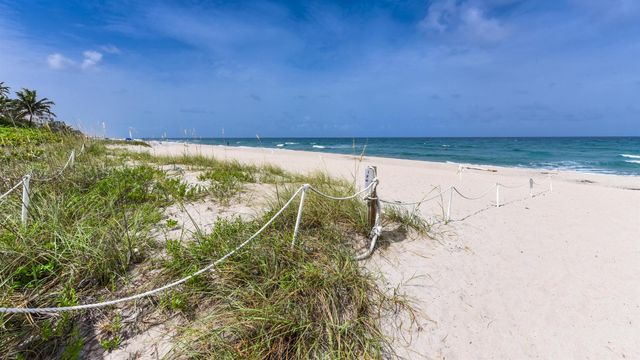 2860 S Ocean Boulevard 311, Palm Beach, FL 33480