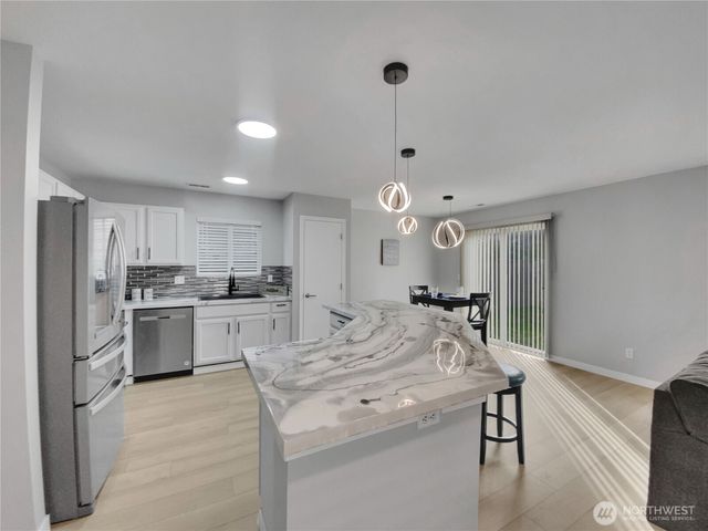 6242 71st Avenue Ct W, University Place, WA 98467