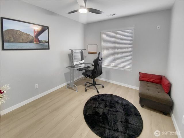 6242 71st Avenue Ct W, University Place, WA 98467