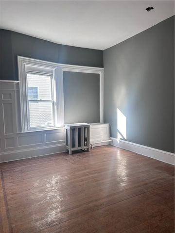 181 Reynolds Avenue 1, Providence, RI 02905