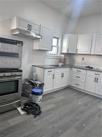 181 Reynolds Avenue 1, Providence, RI 02905