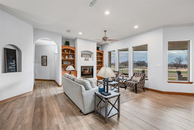 5605 Flagstick Drive, Granbury, TX 76049