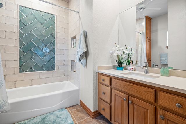 5605 Flagstick Drive, Granbury, TX 76049