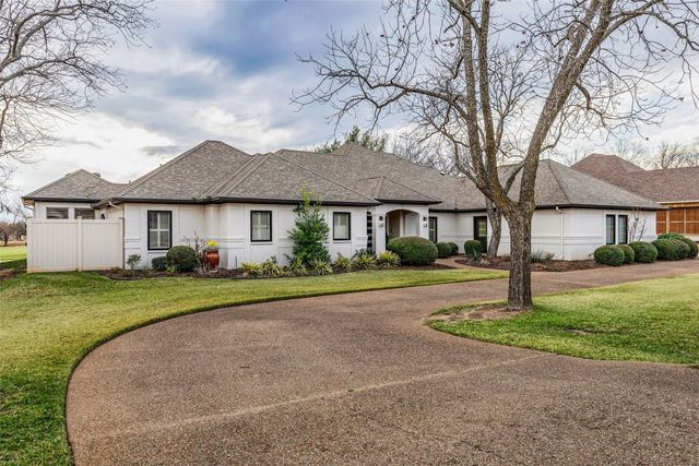 5605 Flagstick Drive, Granbury, TX 76049